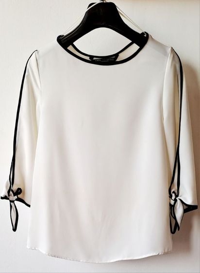 อื่นๆ เสื้อเชิ้ตและเสื้อผู้หญิง XS ขาว แขนยาว ส่งต่อเสื้อ Zara