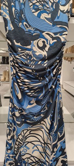 ส่งต่อเดรส H M รูปที่ 3