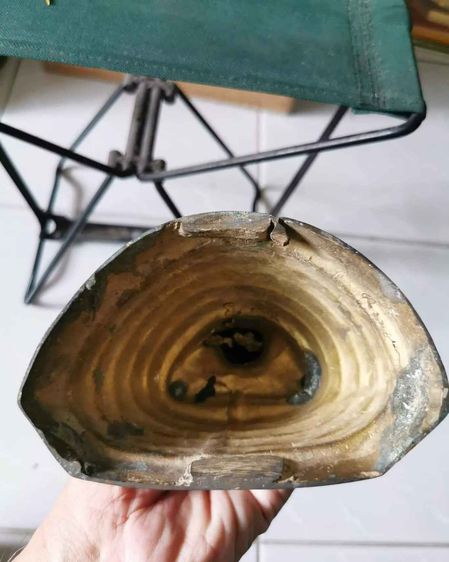 พระบูชา​พระธรรม​ขันธ์​ เนื้อสัมฤทธิ์ หายาก ตามุก สูง 6 นิ้ว มีพระสงฆ์นั่งรอบๆพระพุทธะ สร้างน้อย  รูปที่ 3