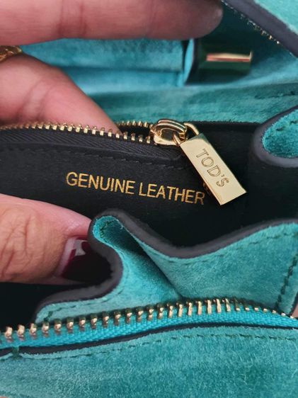 กระเป๋าถือ Tod’s หนังกลับ สีสดใส รูปที่ 12