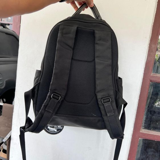 กระเป๋าสะพาย Tumi ใบใหญ่ สวยงาม  รูปที่ 2