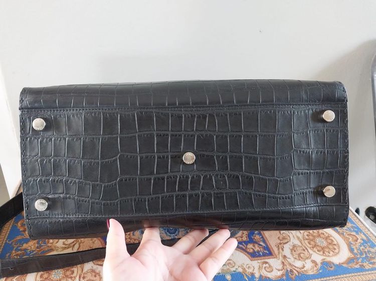 กระเป๋าเอกสาร Fendi หนังแท้ทำลายจระเข้  รูปที่ 6