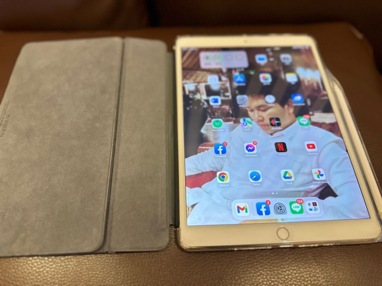 Ipad Pro 10.5 สีทอง ขนาด64Gb Cellular Wifi รูปที่ 4