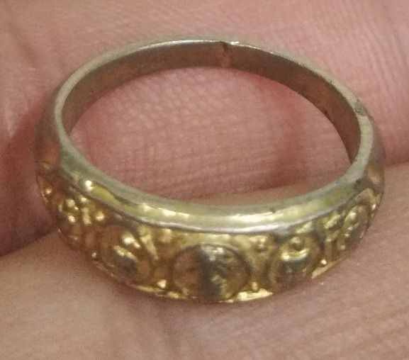 4149-แหวนเนื้อทองเหลืองเก่า กะไหล่ทอง ขนาดเส้นผ่าศูนย์กลางประมาณ 17 มม รูปที่ 15