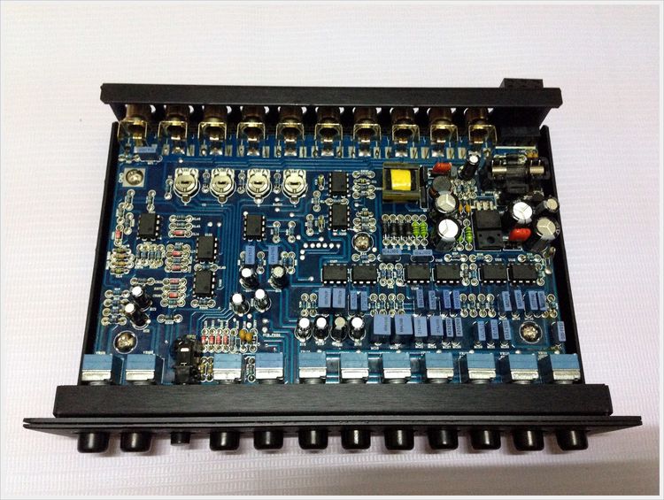 ปรีแอมป์ติดรถยนต์ 7แบรนด์  รุ่น PX-7 จากเกาหลี  ซัฟแยก เบสหนักแน่น มิสเบสมันส์ๆ กลางแหลมคมชัด  รูปที่ 2