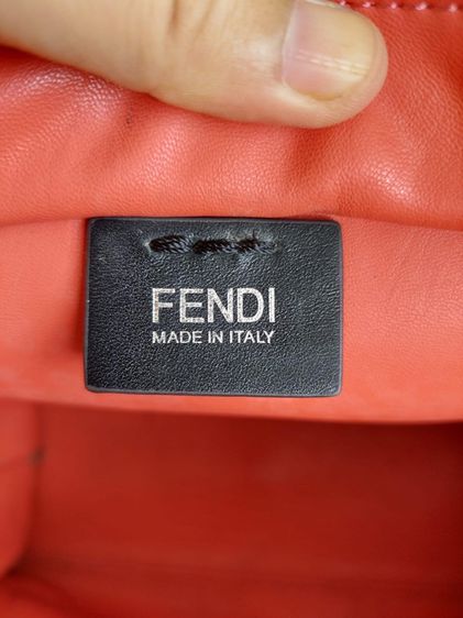 กระเป๋า Fendi สีดำ  รูปที่ 12