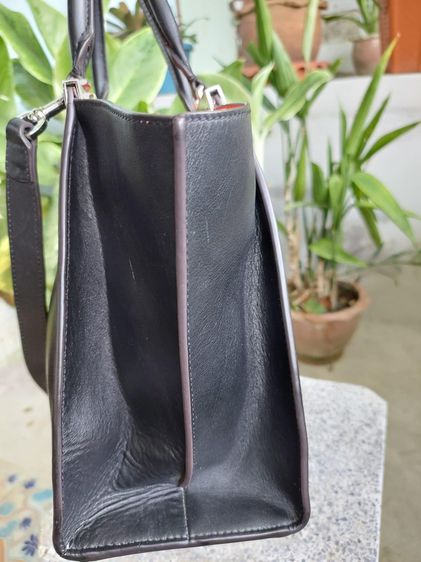 กระเป๋า Fendi สีดำ  รูปที่ 4