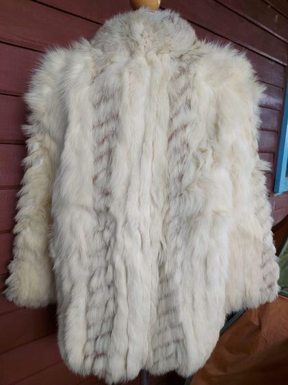 เสื้อกันหนาวขนฟอกซ์แท้ทั้งตัว Blue Fox สีขาวฟูๆ  รูปที่ 2