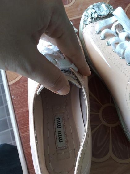 รองเท้าผ้าใบ Miu Miu ไซส์ 37  รูปที่ 5