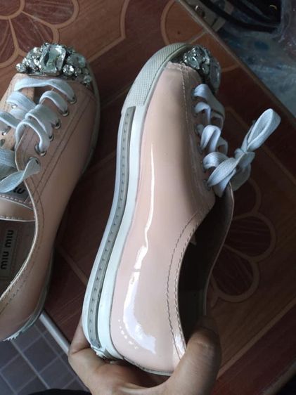 รองเท้าผ้าใบ Miu Miu ไซส์ 37  รูปที่ 10