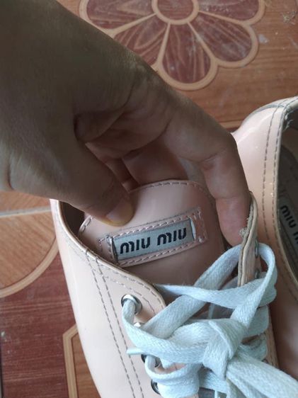 รองเท้าผ้าใบ Miu Miu ไซส์ 37  รูปที่ 13