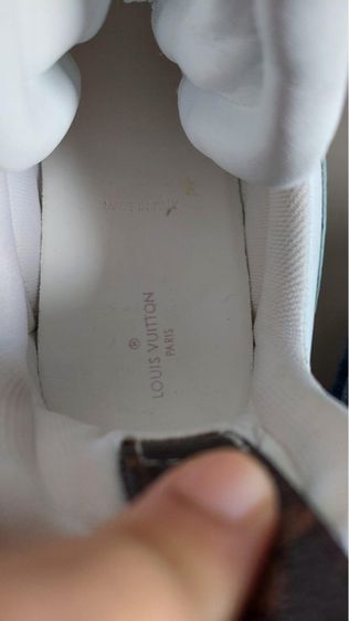 รองเท้าผ้าใบหลุยวิคตอง ไซส์ 37   รูปที่ 8