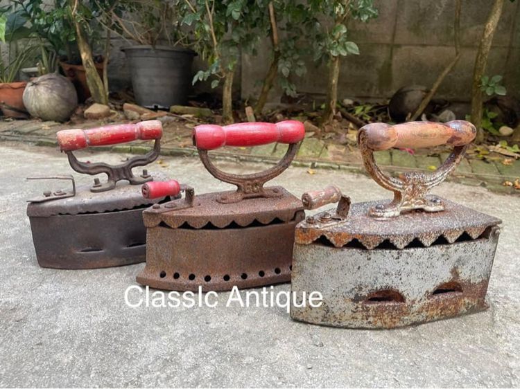 เตารีด โบราณ เก่าสะสม A11