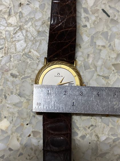 นาฬิกายี่ห้อ MILUS  ควอทซ์ สวิสเมด ของแท้มือสอง ทองสวย  1500฿ รูปที่ 5