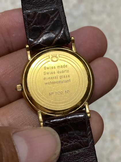 นาฬิกายี่ห้อ MILUS  ควอทซ์ สวิสเมด ของแท้มือสอง ทองสวย  1500฿ รูปที่ 2
