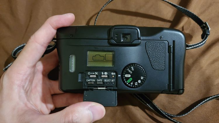 กล้อง ฟีมล์ รุ่นเก่า ยี่ห้อ  CANON เก่าเก็บ เดิมๆ สภาพดี  รูปที่ 8