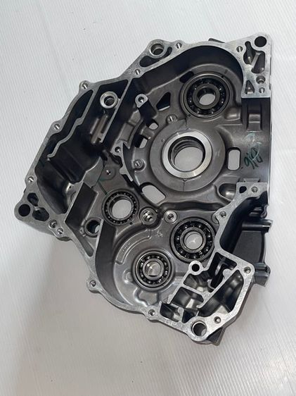 แคร้งเครื่องcb300 แท้ LED