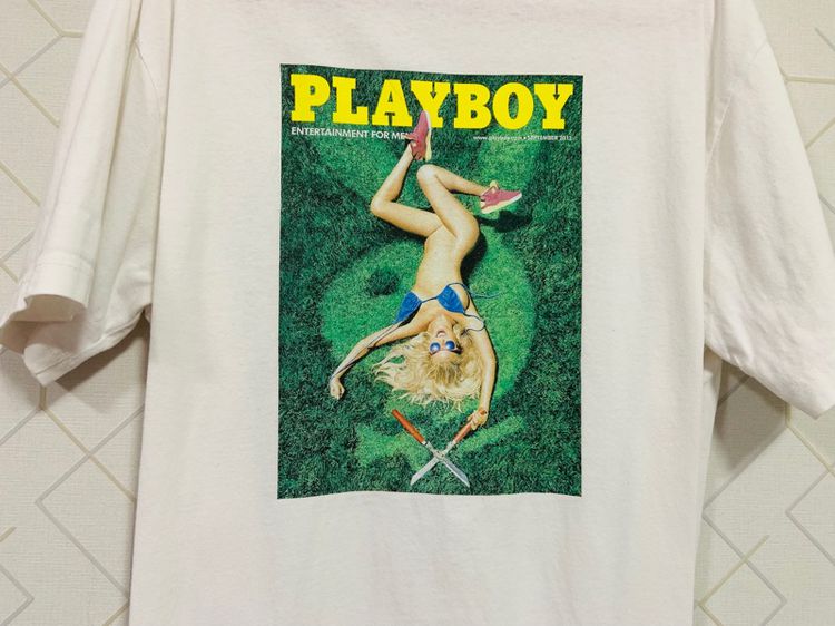 เสื้อยืด PLAYBOY X X-LARGE แท้ 💯 size L ขนาด อก 22 ยาว 28.5 นิ้ว สภาพดีมาก ลายสวย เนื้อผ้านิ่มมาก หายากน่าสะสมครับ รูปที่ 2