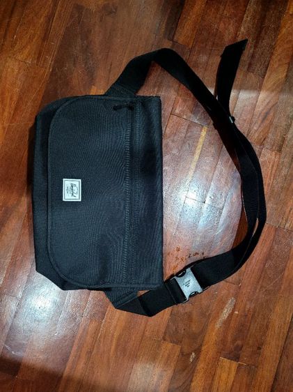 กระเป๋าสะพายข้าง Herschel รุ่น Grade Mid-Volume รูปที่ 6