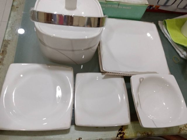 โถข้าวและชุดอาหาร (7ชิ้น) Royal Porcelain รูปที่ 5