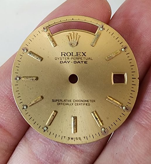 หน้าปัด ROLEX  DAY DATE รุ่นเก่า หน้าทอง มีสับดาห์ เดิมๆ หายาก สภาพดี พร้อมใช้งาน รูปที่ 4