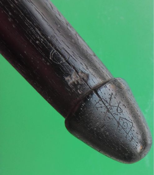 ปลัดขิก หลวงพ่ออี๋ เนื้อไม้ดำ พร้อมบัตรรับรองพระแท้  รูปที่ 6