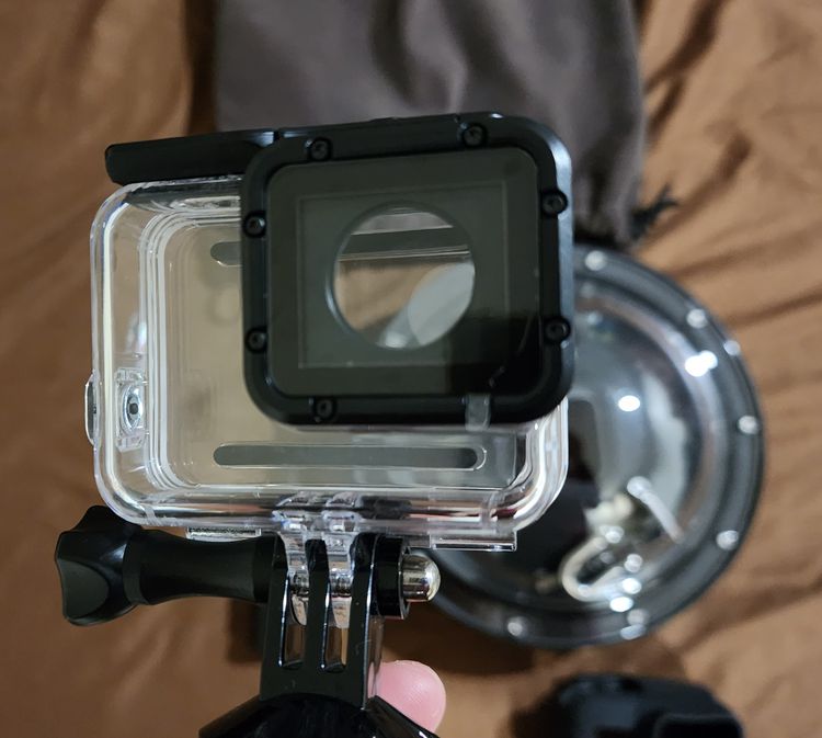 ราคารวม 2 ตัวเรือนเปล่า 2 ชิ้น กรอบ GOPRO กันน้ำ และเลนซ์กลม ถ่ายใต้น้ำ ครึ่งบกครึ่งน้ำ 2 ชิ้น ของใหม่ ไม่เคยใช้งาน พร้อมถุงใส่ พร้อมใช้งาน  รูปที่ 3