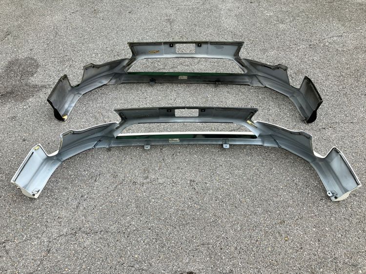 ชุดแต่ง Executive Lounge สเกิร์ตกันชน หน้า Alphard 30 รุ่นปี 2015-2017 ของแท้มือสอง Exclusive Lounge รูปที่ 3