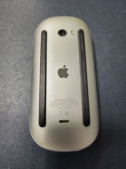 ขาย Magic Mouse Apple - พื้นผิว Multi-Touch สีขาว เป็นเมาส์ไร้สายและชาร์จซ้ำได้ รูปที่ 3