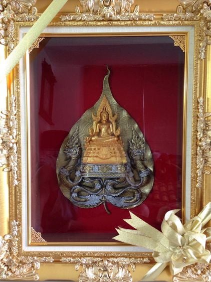 รูปติดผนัง กรอบรูปพระพุทธชินราชมงคล