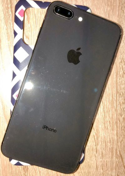 Apple iPhone8 Plus สีดำ เครื่องไทย สภาพสวย พร้อมใช้ เครื่องเดิมๆทุกอย่าง ขายถูก รูปที่ 2