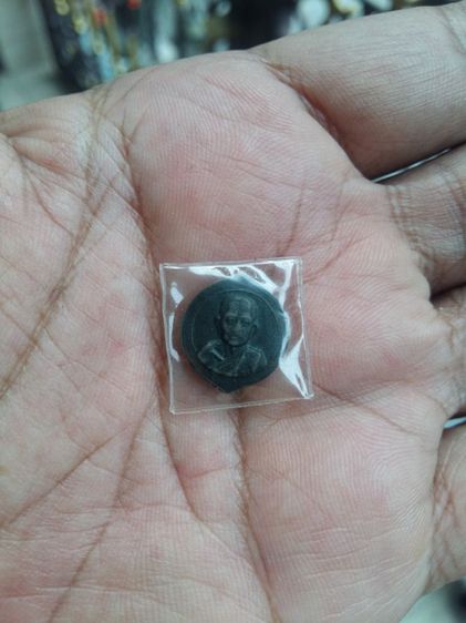 หลวงพ่อทวดหลังหนังสือ เนื้อกะไหล่ทอง พิมพ์เล็ก วัดพังเถียะ จ.สงขลา ปี2505 อาจารย์ทิม จัดสร้างมาถวาย โดยนิมิตว่าหลวงพ่อทวดให้สร้างพระมาถวาย รูปที่ 17