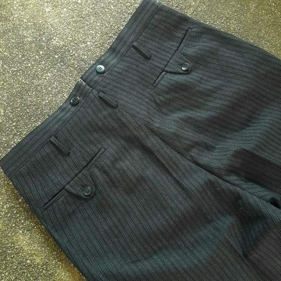 ❌❌ขายแล้ว❌❌60s
Deponirt pinstripe fish tail and suspender waist buttons trousers craft custom in Osaka Japan
🎌🎌🎌 รูปที่ 9