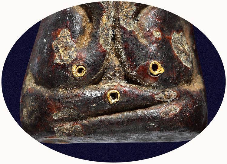 ☀☀☀ พระปิดตาหลังแบบหลวงพ่อแก้ว วัดเครือวัลย์ ฝังตะกรุดทองคำ 3 ดอก หายาก รูปที่ 5