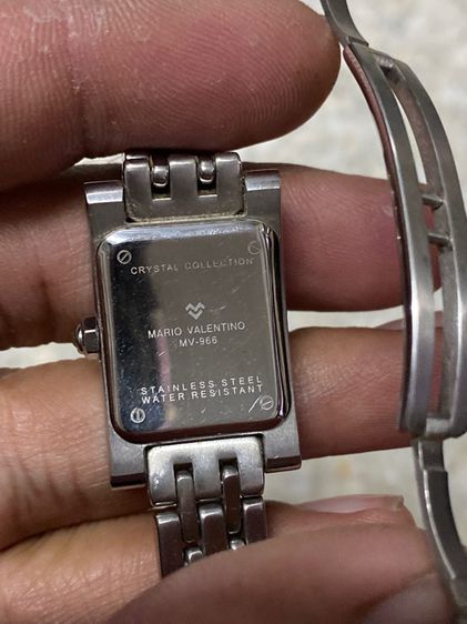 นาฬิกายี่ห้อ MARIO VALENTINO ของแท้มือสอง สแตนเลส  สายยาว ประมาณ 6  นิ้ว  800฿ รูปที่ 2