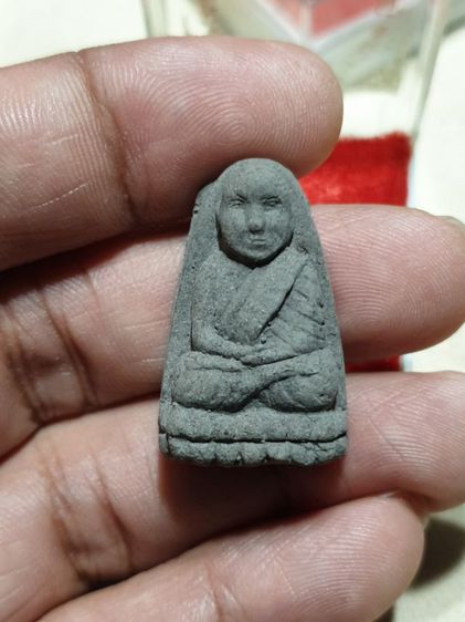 หลวงปู่ทวดรุ่นเบญจม 84 ปีสมาคมนักเรียนเก่าเบญจมปัตตานี ปี 38 พิมพ์ใหญ่แบบ 2 พร้อมกล่องเดิม สวยไม่แพ้ใคร รูปที่ 8