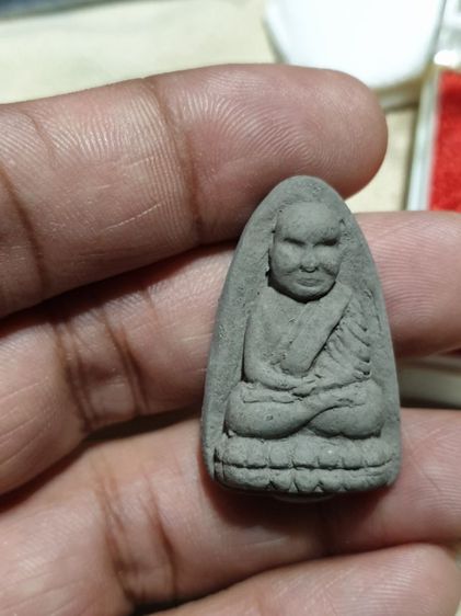 หลวงปู่ทวดรุ่นเบญจม 84 ปีสมาคมนักเรียนเก่าเบญจมปัตตานีปี 38 แบบ 2 พร้อมกล่องเดิม หายาก รูปที่ 4