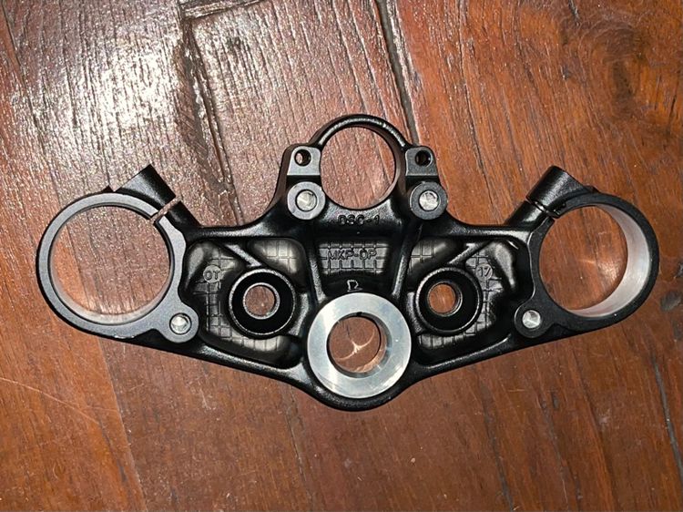 แผงคอบนcbr500r cbr500rrปี2019-2023แกน48mm แท้ รูปที่ 8