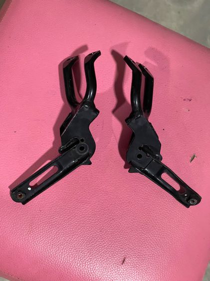 ขายึดพักเท้าpcx 150 แท้ รูปที่ 2