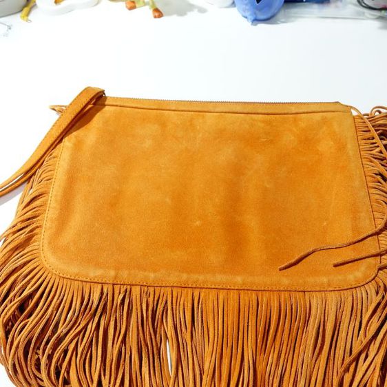New ( Kept Unused ) PIERRE HARDY
" Suede Fringed Clutch " รูปที่ 8