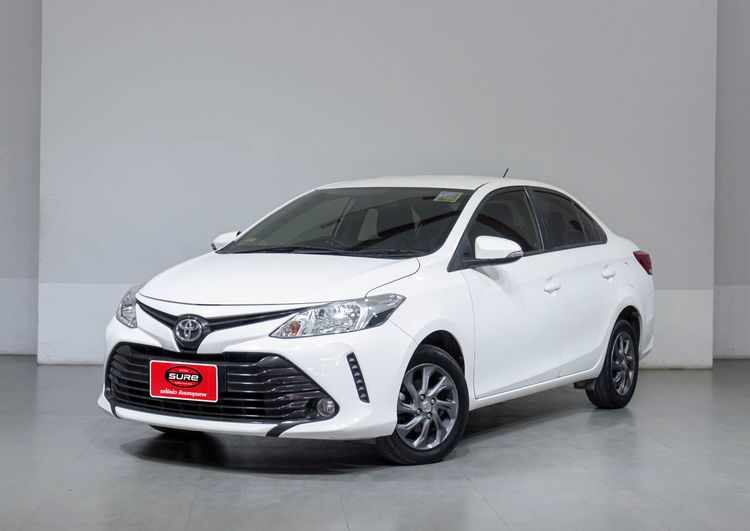 Toyota Vios 2018 1.5 E Sedan เบนซิน ไม่ติดแก๊ส เกียร์อัตโนมัติ ขาว