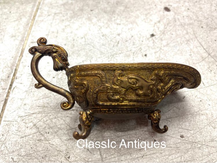 จอก สามขาทองเหลือง สะสม รูปที่ 2