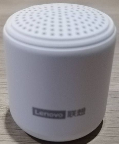 ขายลำโพงบลูทูธไร้สายแบบพกพายี่ห้อ Lenovo Thinkplus รุ่น L01 สีขาว รองรับการเล่นเพลงผ่าน Bluetooth และ Micro SD Card  สินค้าใหม่ ของแท้