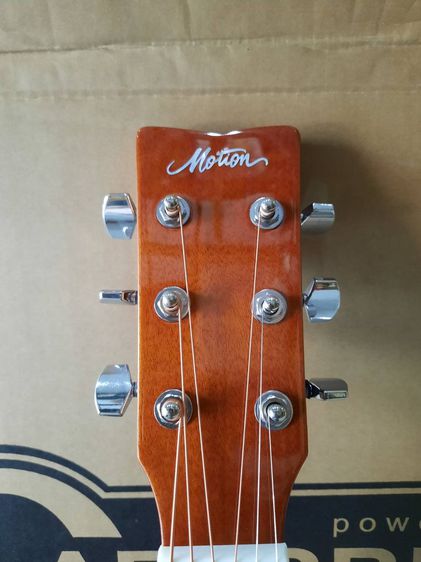 Motion MCE 310 Dreadnought Electric Acoustic Guitar กีตาร์โปร่งไฟฟ้า เสียงดัง กังวาน วัตถุดิบคุณภาพดี พร้อมกระเป๋า รูปที่ 15