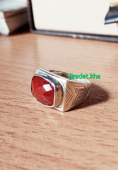 แหวนเงินแท้ หัวแหวนประดับหินสี ดีไซส์สวยงาม  ขนาดเส้นผ่าศูนย์กลางแหวน 
1.8 cm. แหวนเก่าคุณภาพดี (Limited) รูปที่ 5