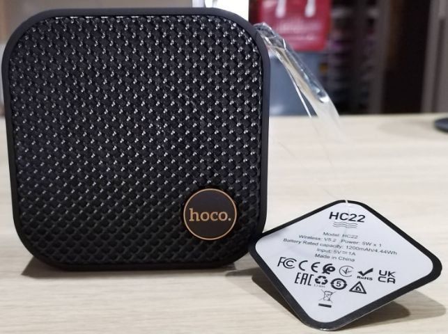 ขายลำโพงบลูทูธไร้สายแบบพกพายี่ห้อ Hoco รุ่น HC22 สีดำ รองรับ FM และเล่นเพลงผ่าน Bluetooth, USB, Micro SD Card และสาย AUX สินค้าใหม่ ของแท้