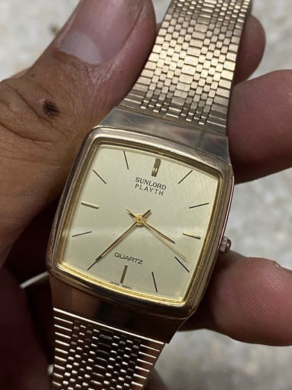 นาฬิกายี่ห้อ  SUNLORD  ควอทซ์ ของแท้มือสอง ทองสวย สายปรับได้  850฿ รูปที่ 3