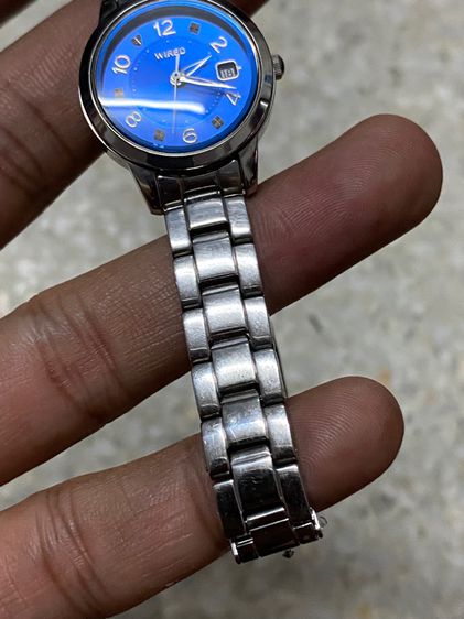 นาฬิกายี่ห้อ WIRED   by  seiko  ควอทซ์ พลังแสงอาทิตย์ แท้มือสอง สายยาว 16 เซนติเมตร  800฿ รูปที่ 4