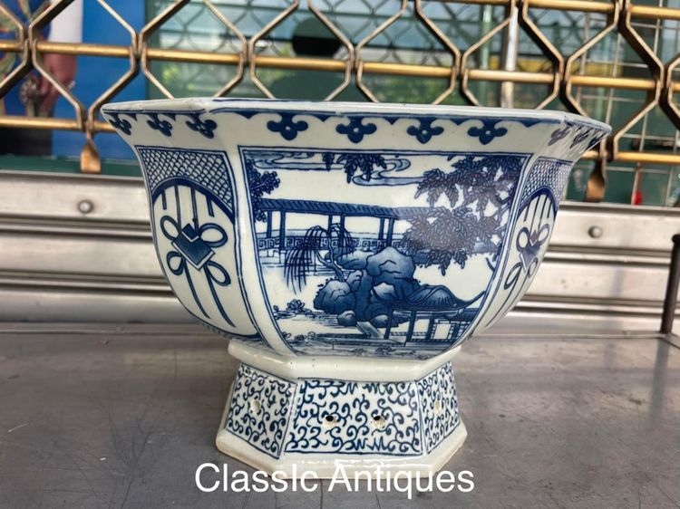 กระถางกังไสลายครามแปดเหลี่ยม ใบกลาง รูปที่ 2