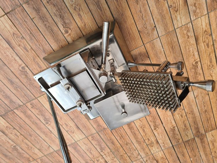 เครื่องบรรจุแคปซูล ชนิดคันโยก รูปที่ 3